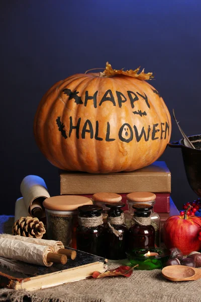Strašidelné halloween laboratoř v modré světlo — Stock fotografie