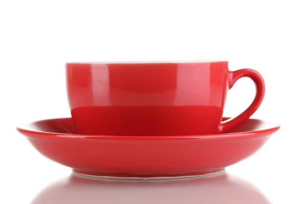 Красная чашка крепкого кофе, изолированного на белом — стоковое фото