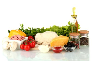 beyaz izole pizza için malzemeler