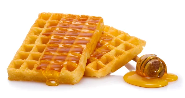 Belgische Waffeln mit Honig isoliert auf weiß — Stockfoto