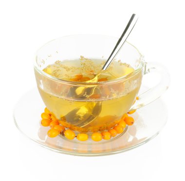 cehri suyu üzerinde beyaz izole bir cam bardak