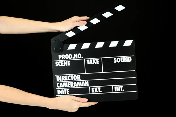 Película producción clapper tablero aislado en negro — Foto de Stock