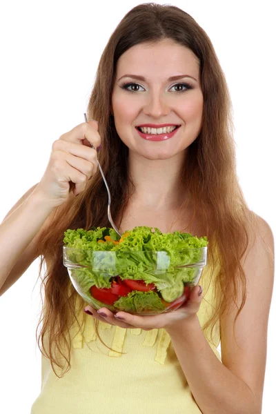 Belle femme avec salade de légumes isolé sur blanc — Photo