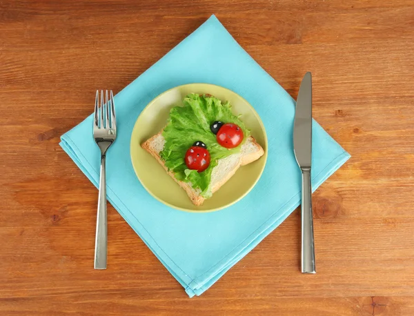Fun Food für Kinder auf Holz Hintergrund — Stockfoto