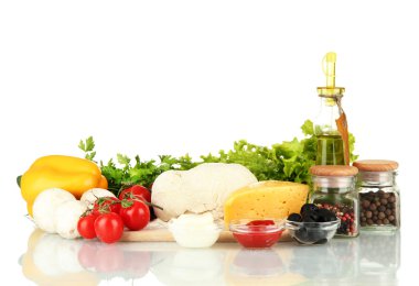 beyaz izole pizza için malzemeler