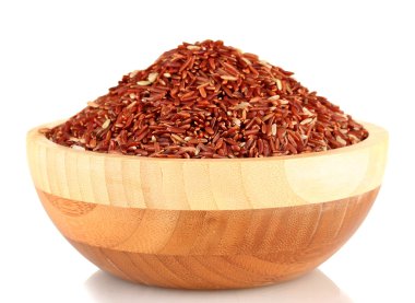 beyaz izole kahverengi ahşap plat, kırmızı pirinç