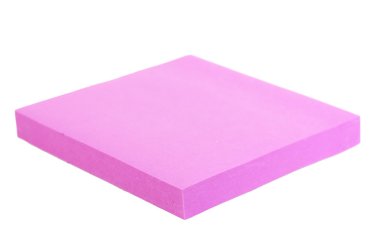 Lila yapışkan notlar üzerinde beyaz izole