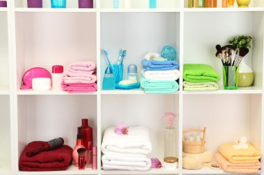 Banyo Aksesuar banyo raflarda