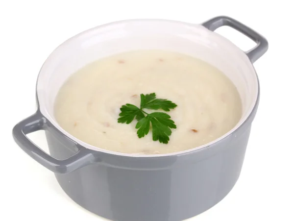 Purée de pommes de terre dans une casserole isolée sur blanc — Photo