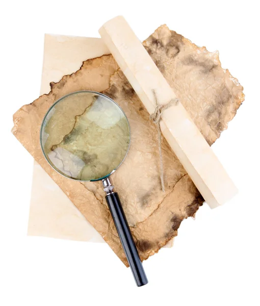 Eski bir kağıt üzerinde beyaz izole büyüteç ile — Stok fotoğraf