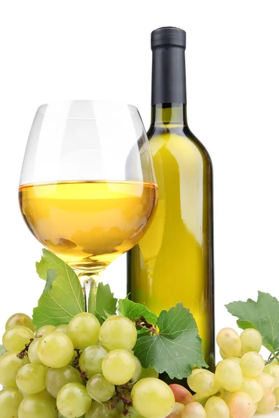 Bottle and glass of wine and grapes, isolated on white — Stock Photo, Image