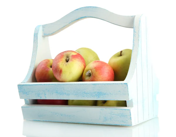 Juicy apples in wooden basket, isolated on white — Stock Photo, Image