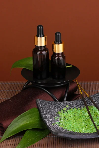 Aromatherapy setting on brown background — Stock Photo, Image