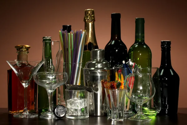 Collection of various glasses and drinks on color background — Stock Photo, Image