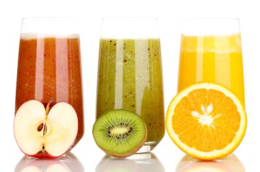 taze meyve suları üzerinde beyaz izole