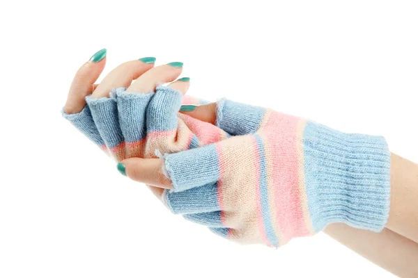 Vrouw gebreide handschoenen op handen, geïsoleerd op wit — Stockfoto