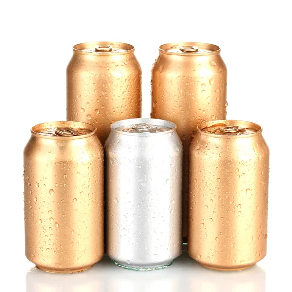 Aluminum cans with water drops isolated on white — Stock Photo, Image
