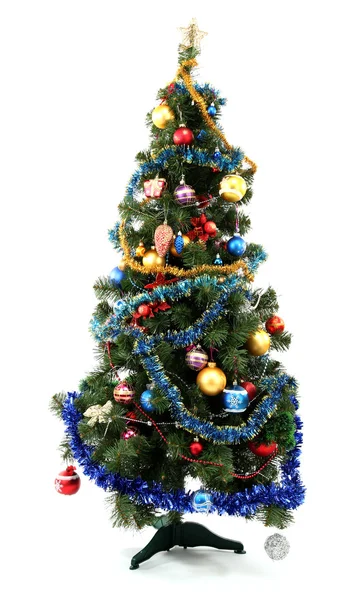 Geschmückter Weihnachtsbaum isoliert auf Weiß — Stockfoto