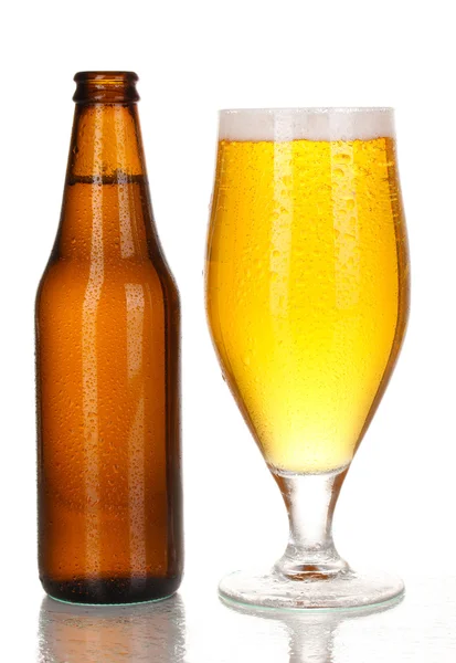 Bottle and glass of beer isolated on white — Stock Photo, Image