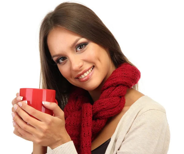 Hermosa mujer joven con taza de té, aislado en blanco — Foto de Stock