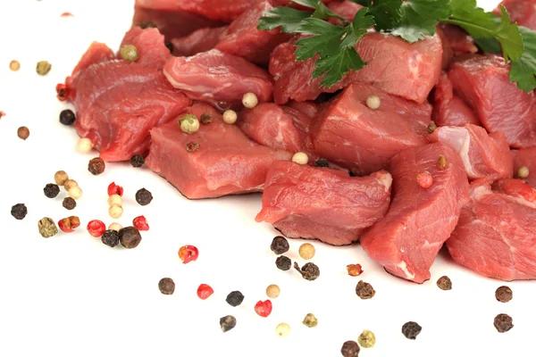 Rohes Rindfleisch isoliert auf weißem — Stockfoto