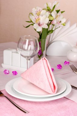 Restoran zarif Tablo ayarı