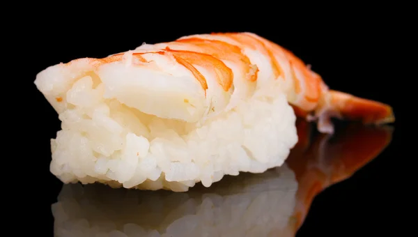 Pyszne sushi na czarnym tle — Zdjęcie stockowe
