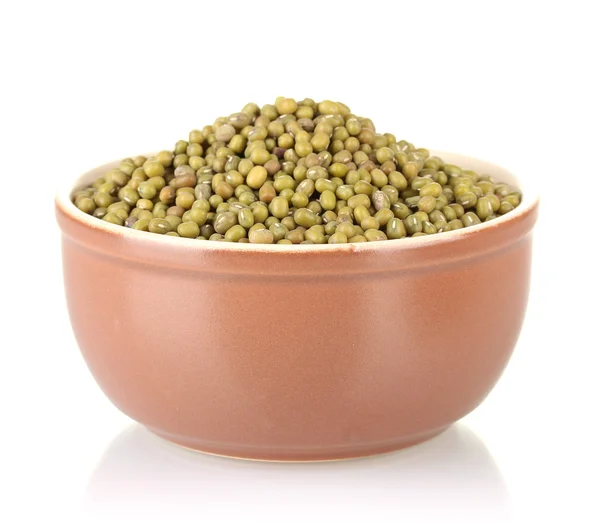 Green mung beans in bowl isolated on white — Stock Photo, Image