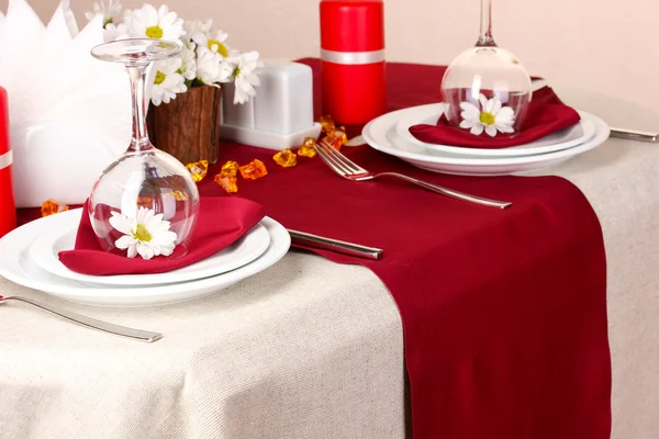 Elegancki stół ustawienie w restauracji — Zdjęcie stockowe
