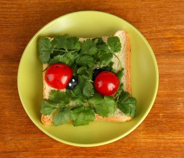gıda üzerine beyaz izole çocuklar için eğlenceli