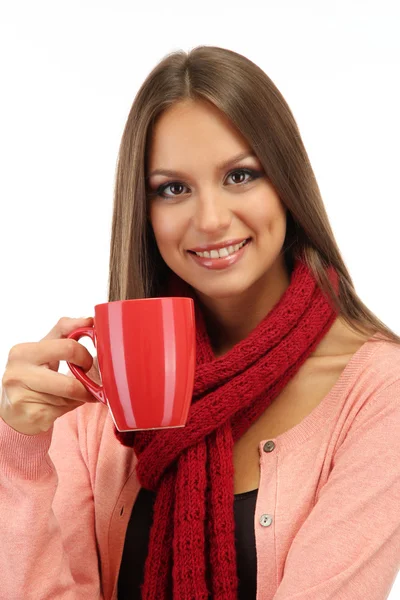 Bela jovem com xícara de chá, isolado em branco — Fotografia de Stock