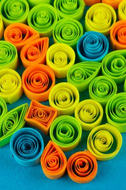 renkli arka plan mavi yakın çekim quilling