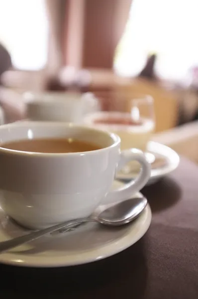 Xícaras de chá no café — Fotografia de Stock