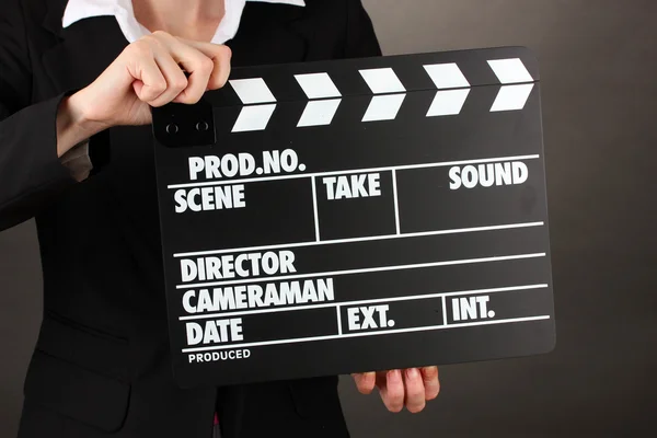 Film productie klepel board geïsoleerd op zwart — Stockfoto
