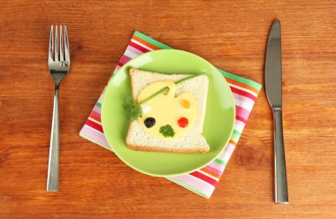 Gıda ahşap zemin üzerinde çocuklar için eğlenceli