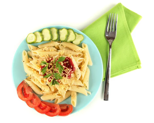 Rigatoni con sugo di pomodoro isolato su bianco — Foto Stock