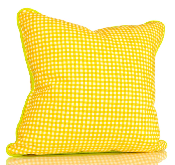 白で隔離される黄色の明るい枕 — ストック写真
