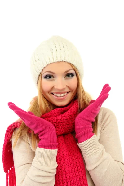 Mujer hermosa joven con ropa de invierno, aislado en blanco — Foto de Stock