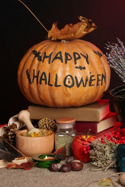 Strašidelné halloween laboratoř v červené světlo, detail — Stock fotografie