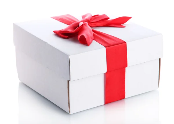 Caja de regalo con cinta roja, aislada en blanco — Foto de Stock