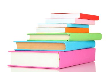 çok renkli kitap üzerinde beyaz izole yığını