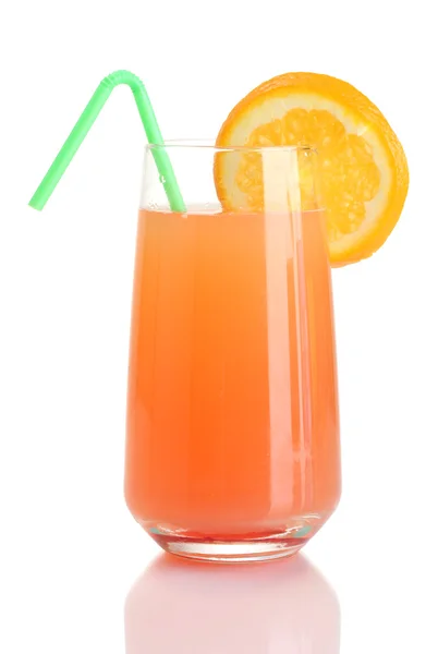 Glas Orangencocktail isoliert auf weiß — Stockfoto