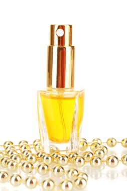 güzel şişe ve boncuklar, beyaz izole kadın parfüm