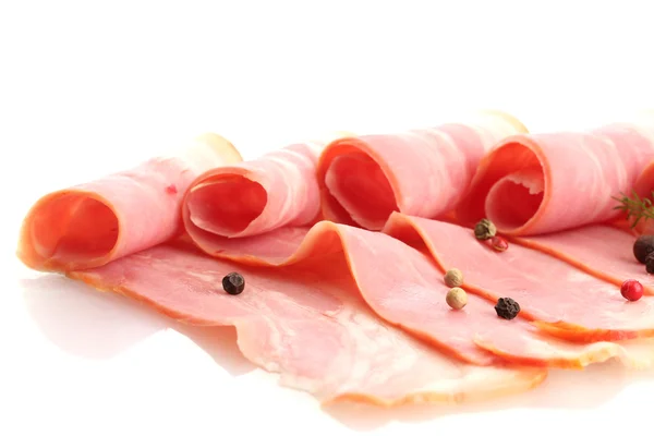 Pancetta saporita con olive e spezie, isolata su bianco — Foto Stock