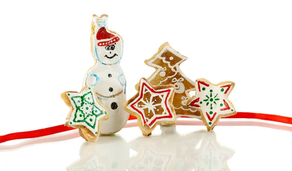 Рождественские печенья изолированы на белом — стоковое фото