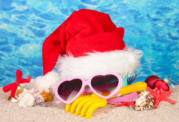 Konzeptfoto: Weihnachten am Strand feiern — Stockfoto