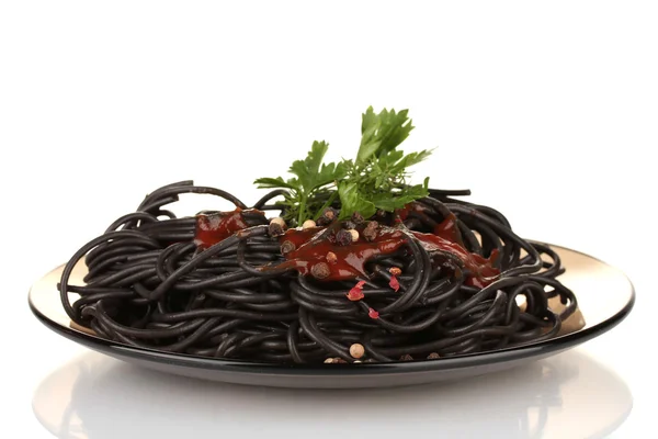 Zwarte spaghetti geïsoleerd op wit — Stockfoto