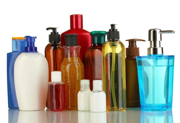 Mnoho různých kosmetických výrobků pro osobní péči izolovaných na bílém — Stock fotografie