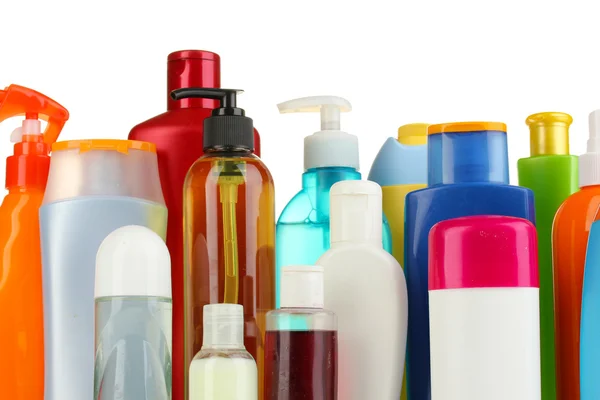 Muitos produtos cosméticos diferentes para cuidados pessoais isolados em branco — Fotografia de Stock