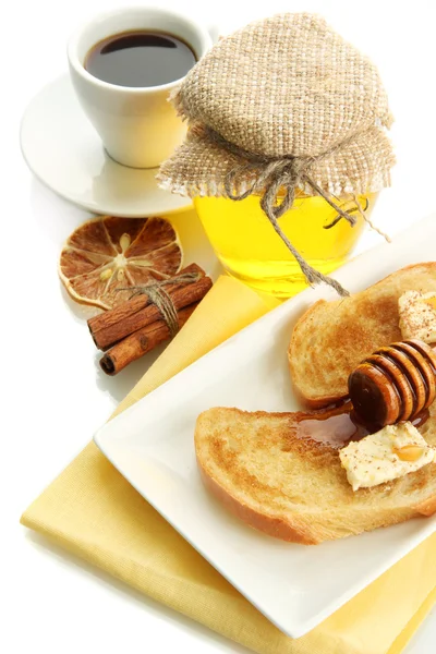 Pan blanco tostado con miel y taza de café, aislado sobre blanco —  Fotos de Stock